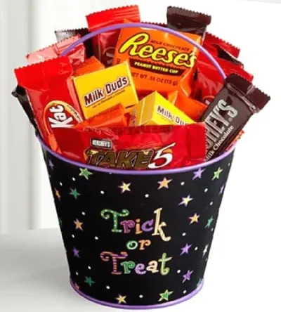 Sweets in Bloom: Halloween Trick or Treat Sweets